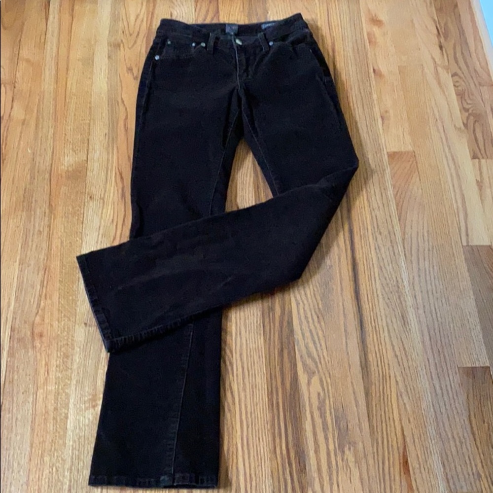 Boot cut cords